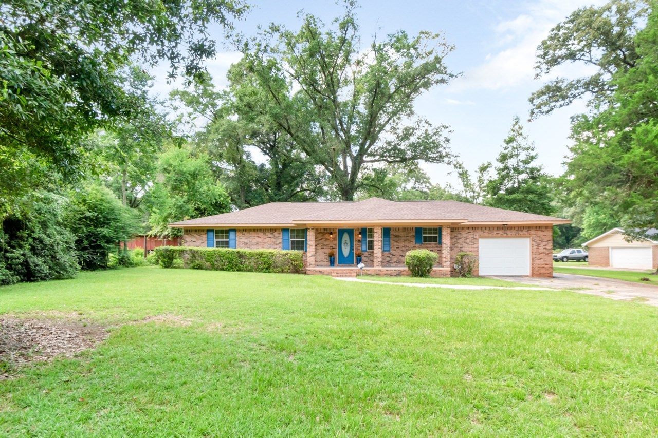 4803 Outlaw Road 